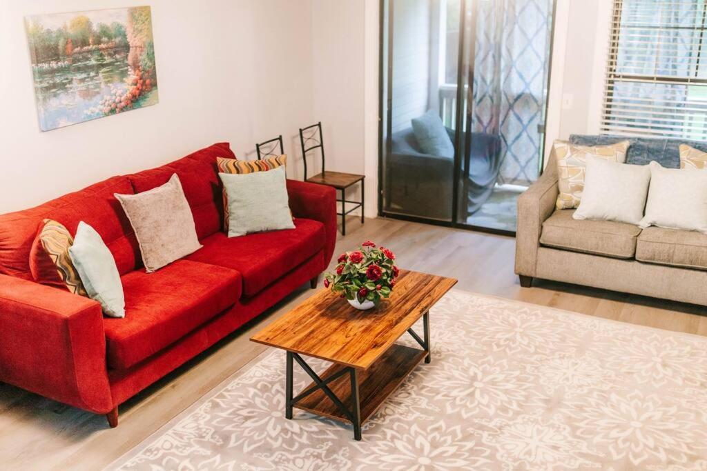 Cozy 3-Bed Athens Getaway, Right Near Uga! Apartment ภายนอก รูปภาพ