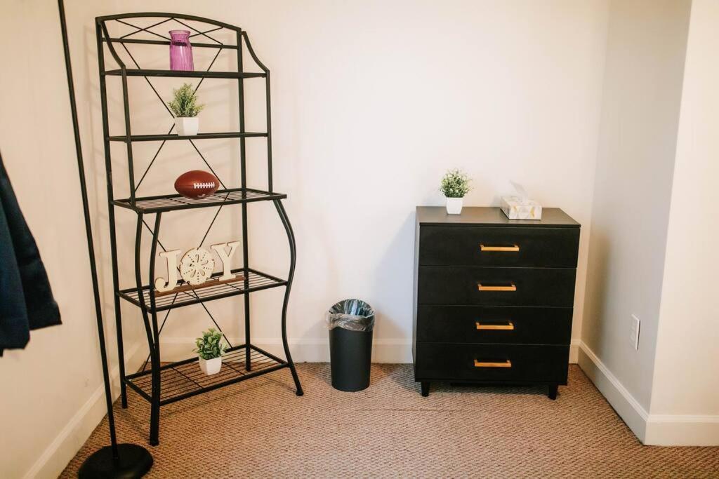 Cozy 3-Bed Athens Getaway, Right Near Uga! Apartment ภายนอก รูปภาพ