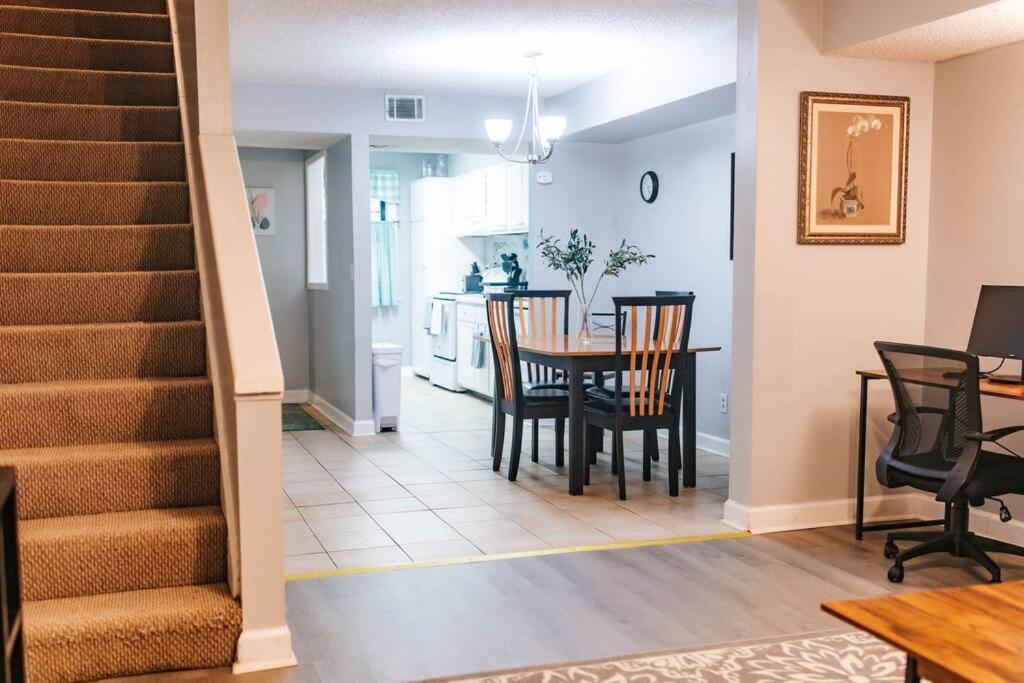 Cozy 3-Bed Athens Getaway, Right Near Uga! Apartment ภายนอก รูปภาพ