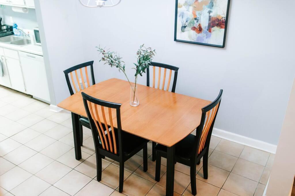 Cozy 3-Bed Athens Getaway, Right Near Uga! Apartment ภายนอก รูปภาพ